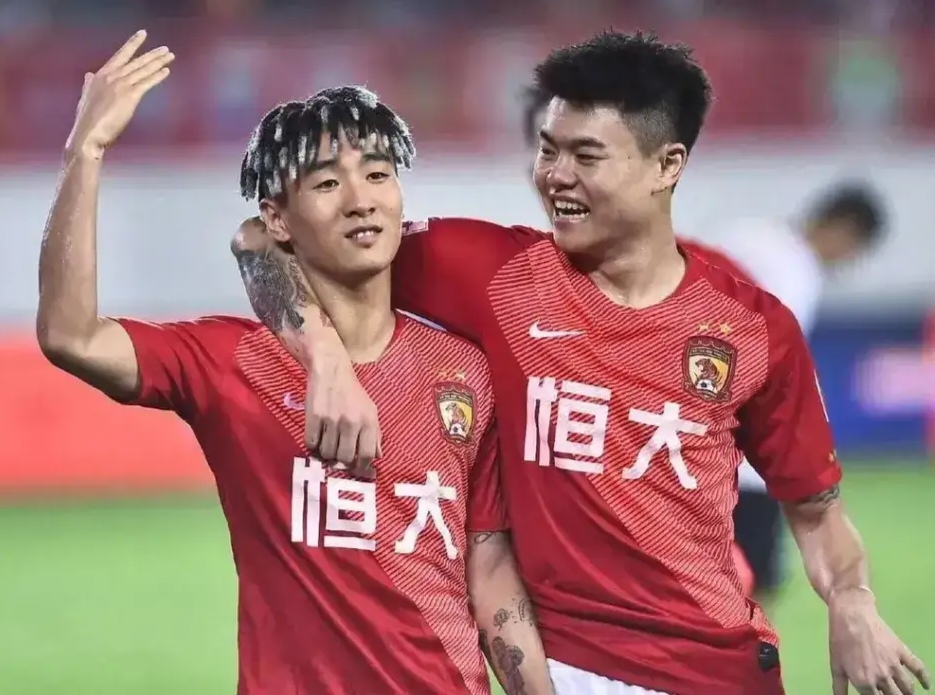 广州恒大客场绝杀，豪取联赛三分 